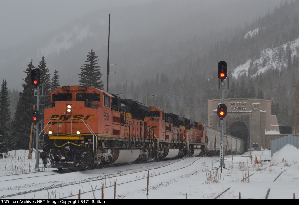 All ACes! - BNSF 8556